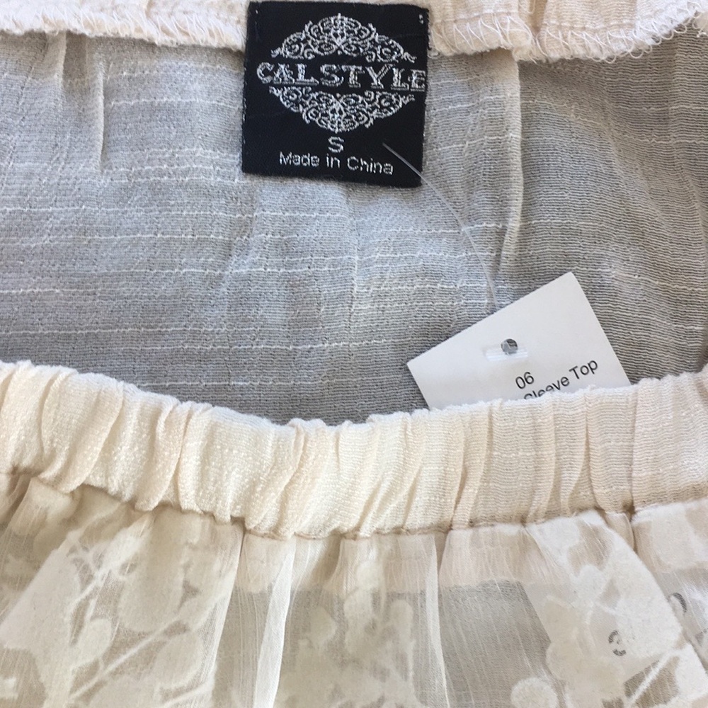 Calstyle Off Shoulder Tunic - Picture 4 of 4